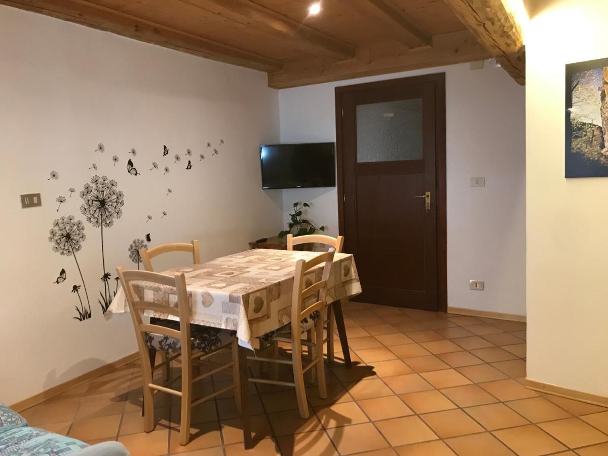 Casa Streberi Apartment Castelfondo Luaran gambar